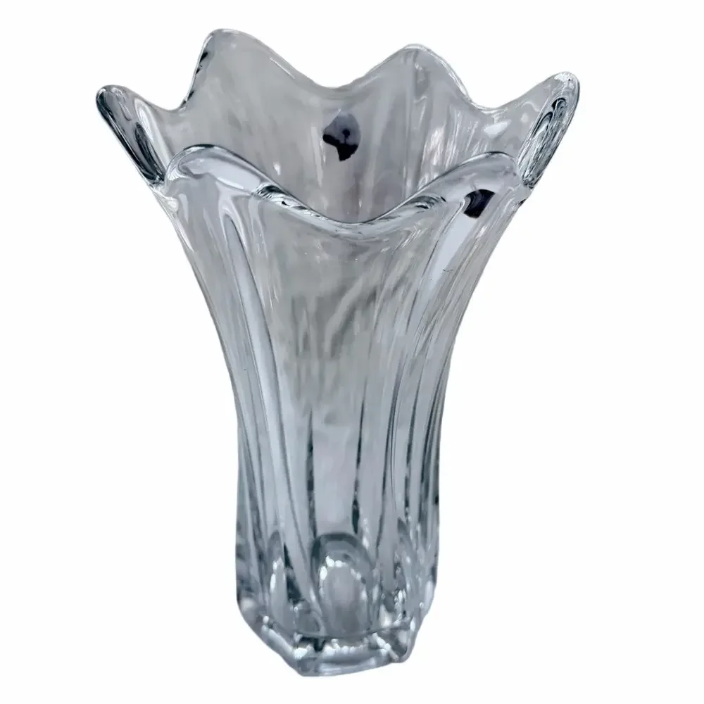Sullivan 24% PbO Lead Crystal Vase Handcrafted in Poland Art Decor EUC